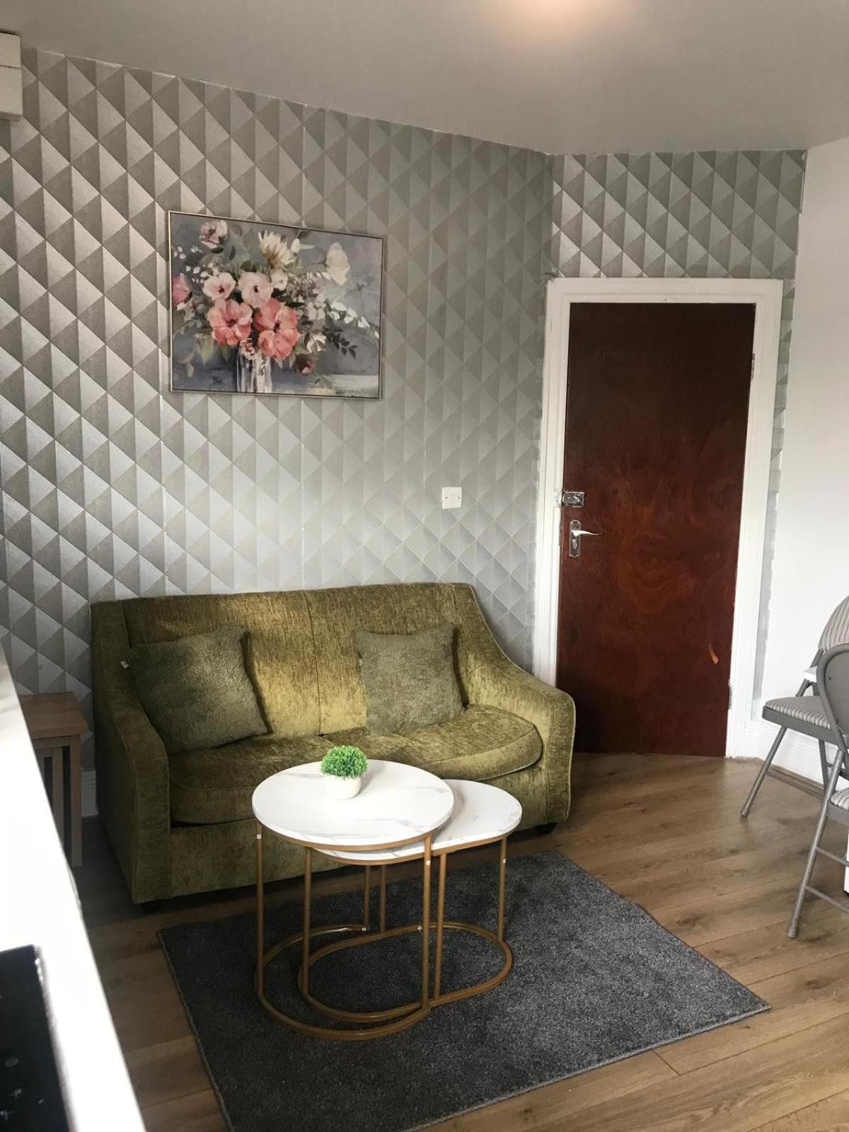 Aspire 1 Bedroom, 3 Single Beds Bristol Exterior foto