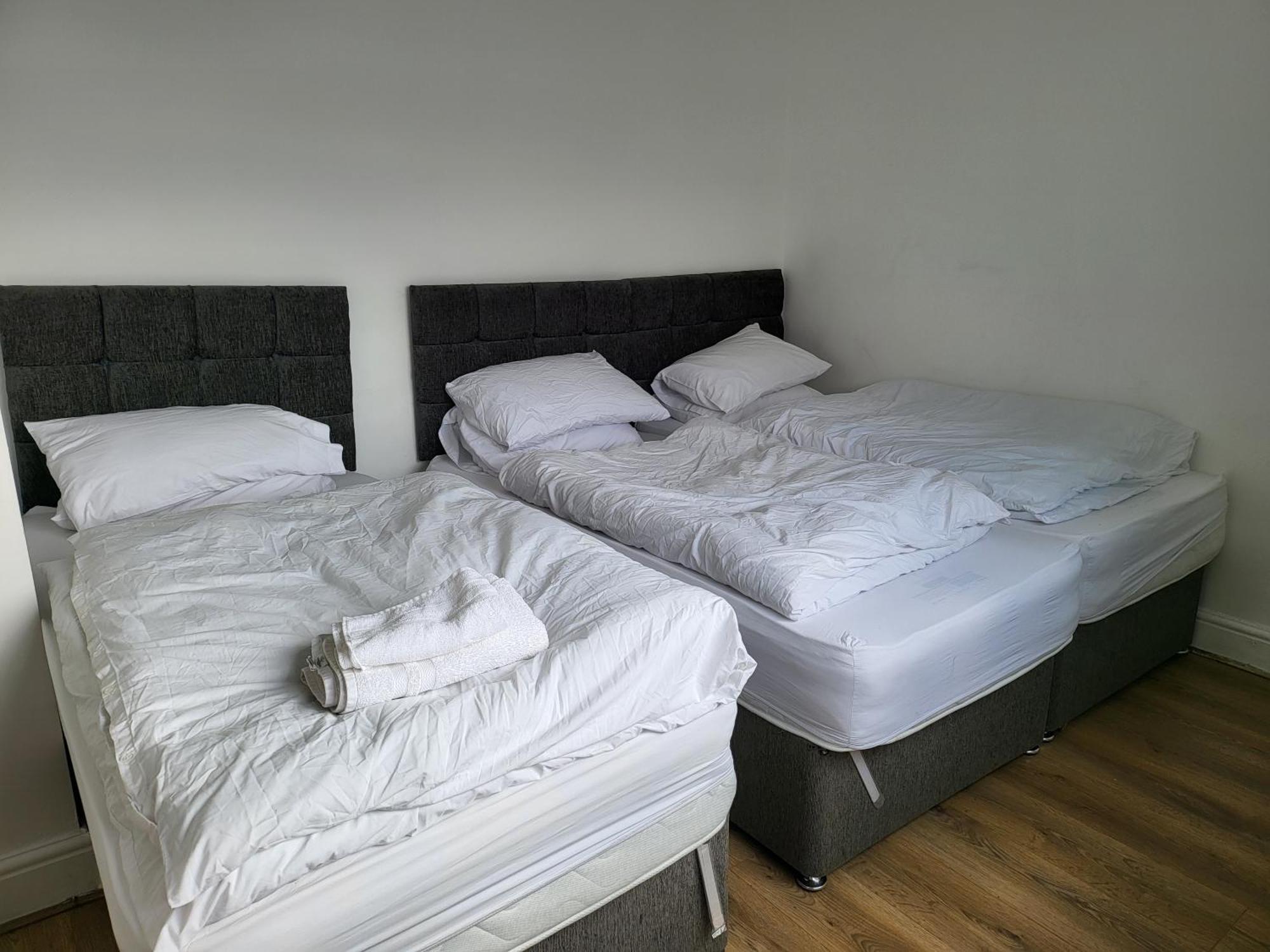 Aspire 1 Bedroom, 3 Single Beds Bristol Exterior foto